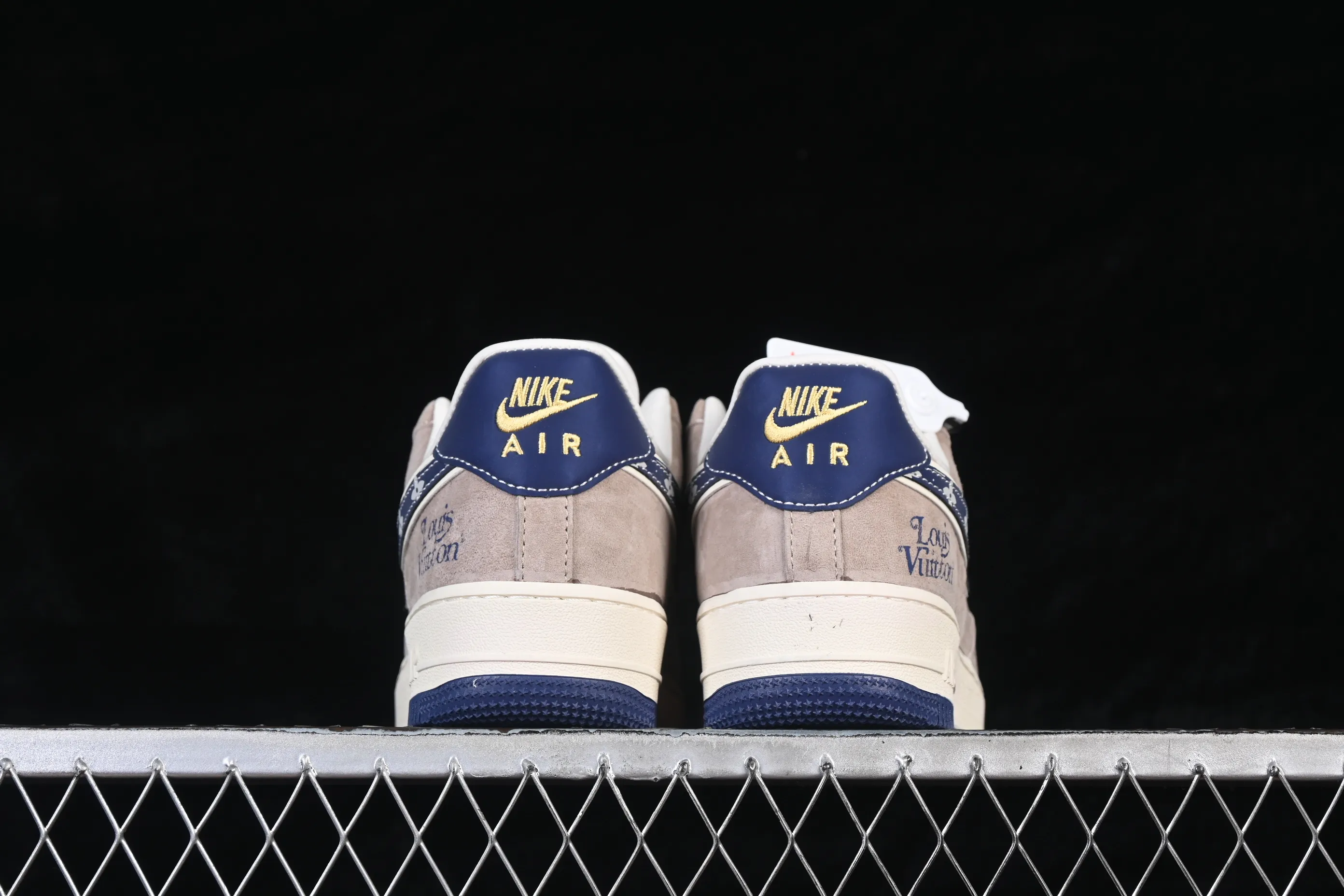 All categories Nk Air Force 1 Air Force series Nk Air Force 1 Low Air Force low top Nike Air Force 1 '07 Low LV joint gray blue pig leather Air Force 1 low top casual sneakers KL1688-004